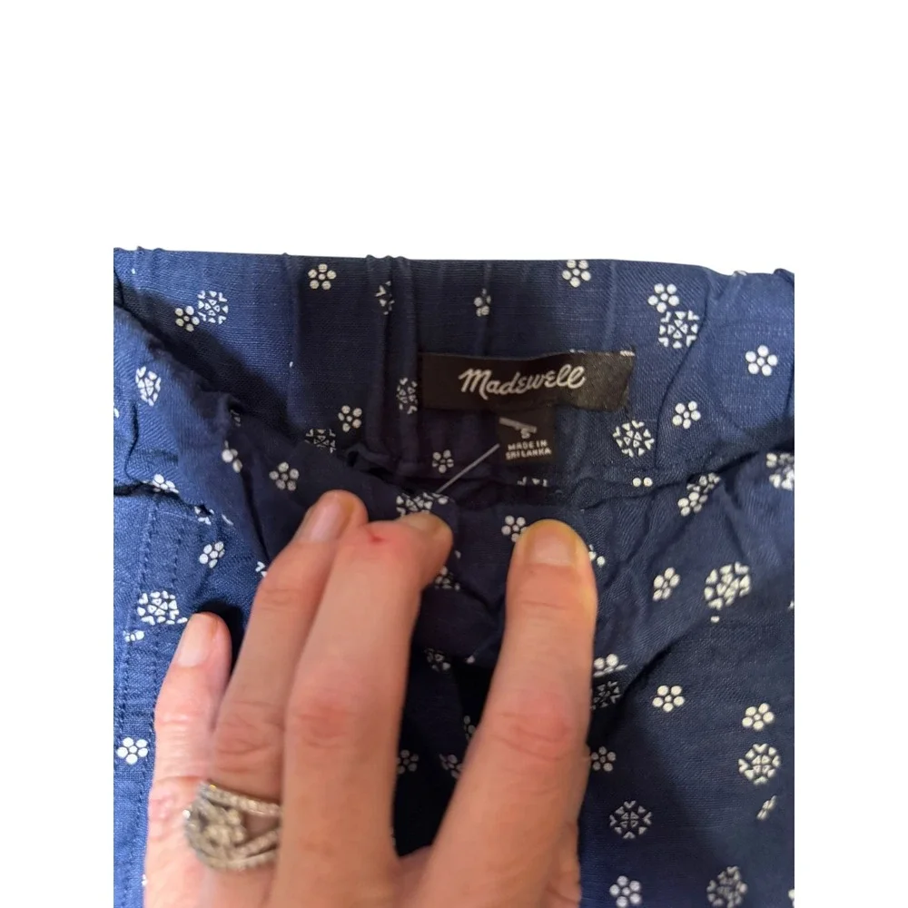 Madewell Navy Blue Floral Block Print‎ Pull On Shorts Elastic Waist Womens Small